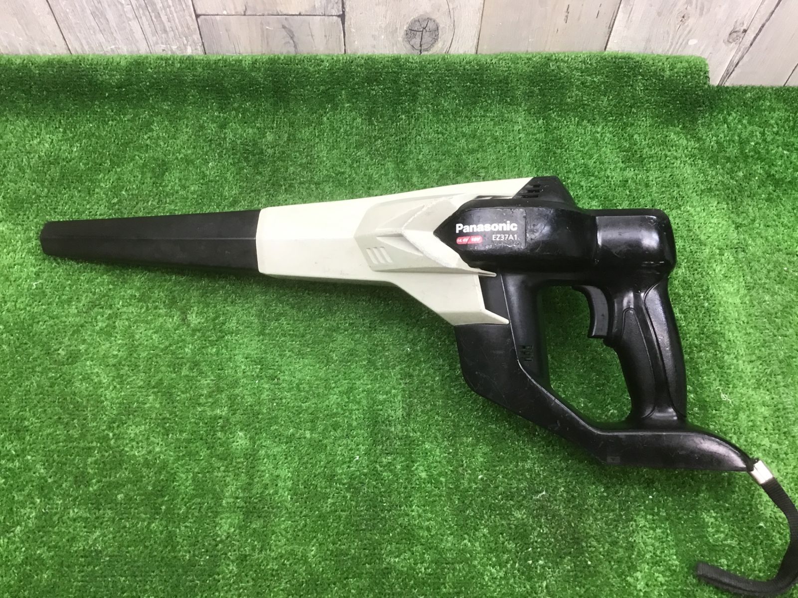 【中古動作品】パナソニックPanasonic コードレスブロア EZ37A1 本体のみ●アクトツール富山店●齋M
