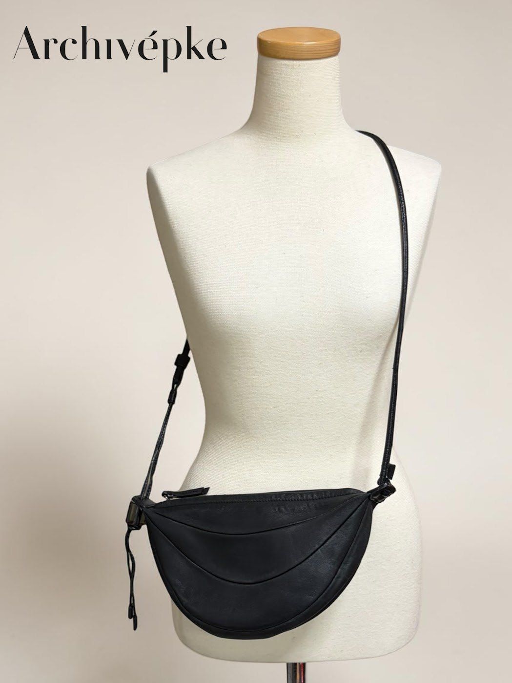 ★ Archivepke アーカイブエプク Small Fling Bag ショルダーバッグ ブラック OVB-AX2100307-BLK