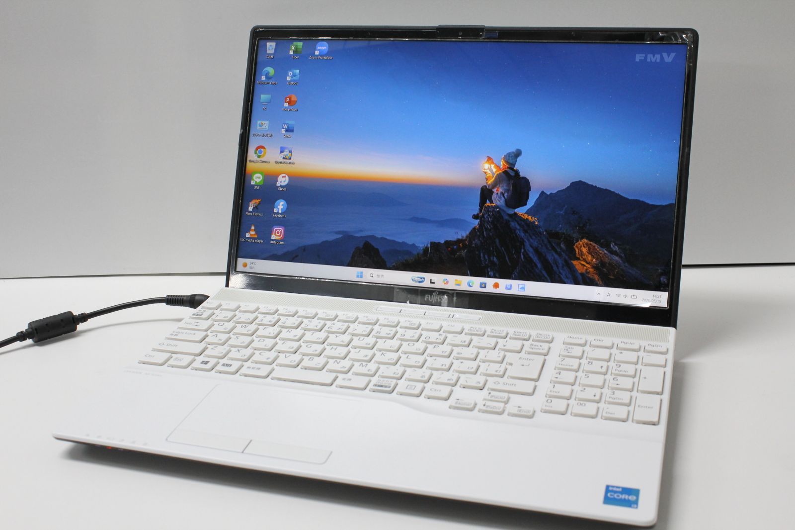【中古ノートPC】富士通〈LIFEBBOOK AH45/H1〉Core i3/SSD512GB/メモリ8GB ④