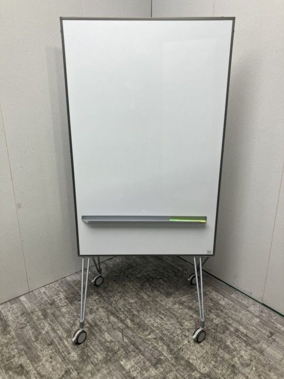 【中古品】ライオン 縦型脚付両面ホワイトボード ホワイト