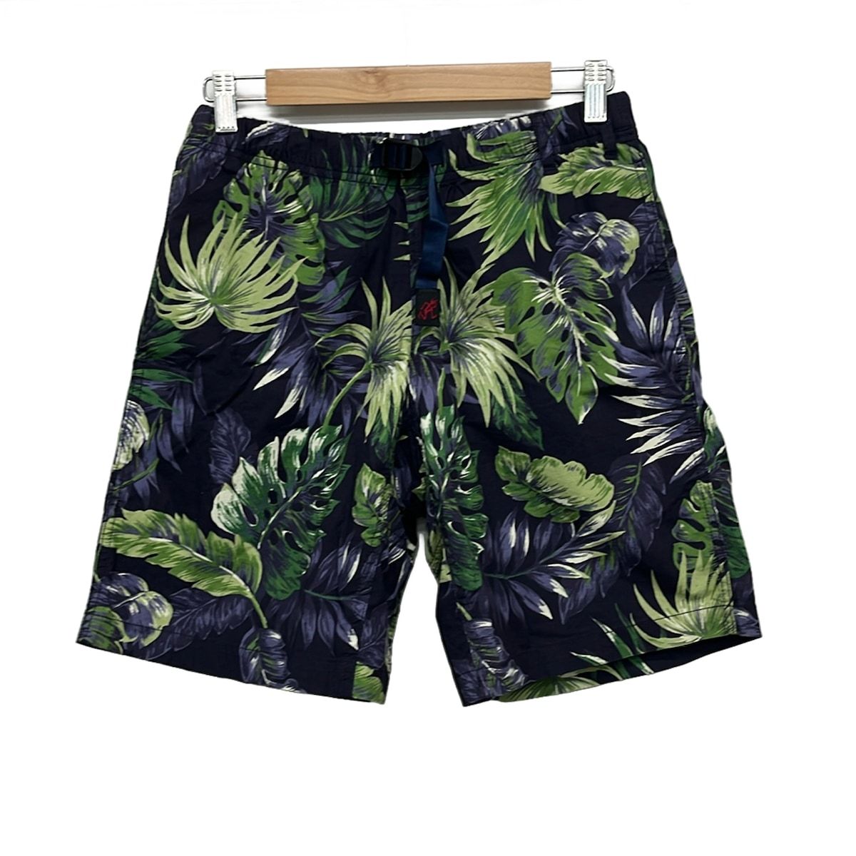 Gramicci(グラミチ) ハーフパンツ サイズASIA M メンズ美品 - ダークネイビー×グリーン×マルチ ウエストゴム