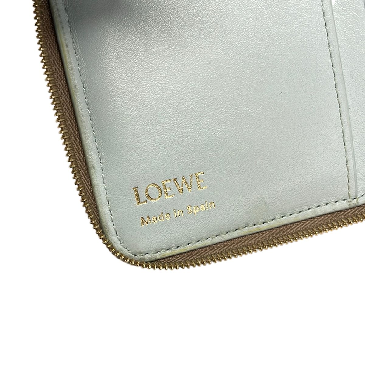 LOEWE(ロエベ) 2つ折り財布 - グレージュ×ライトブルー ラウンドファスナー レザー LOEWE(ロエベ) 2つ折り財布 - グレージュ×ライトブルー ラウンドファスナー レザー