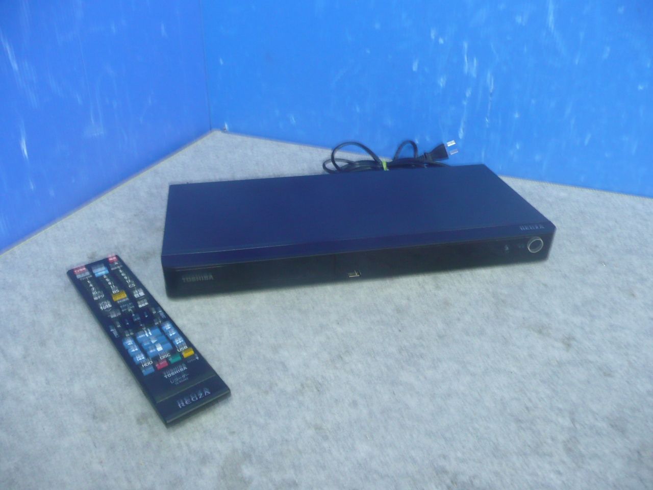 D715★美品★TOSHIBA REGZA ブルーレイレコーダー　DBR-W1010 動作品　送料無料　保証付★2605