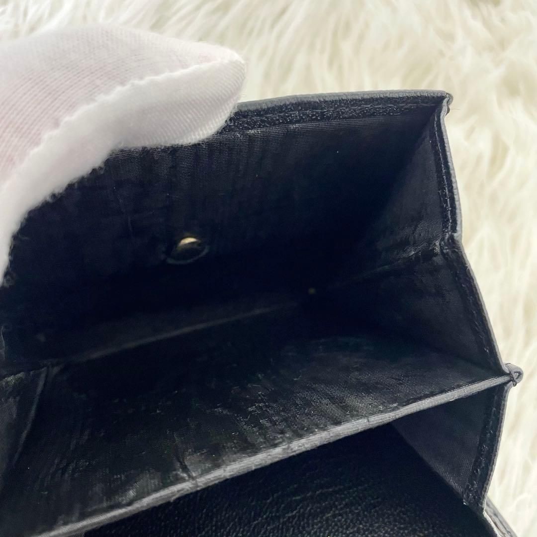 シャネル　CHANEL 三つ折り財布　ココマーク　ブラック　黒　レザー