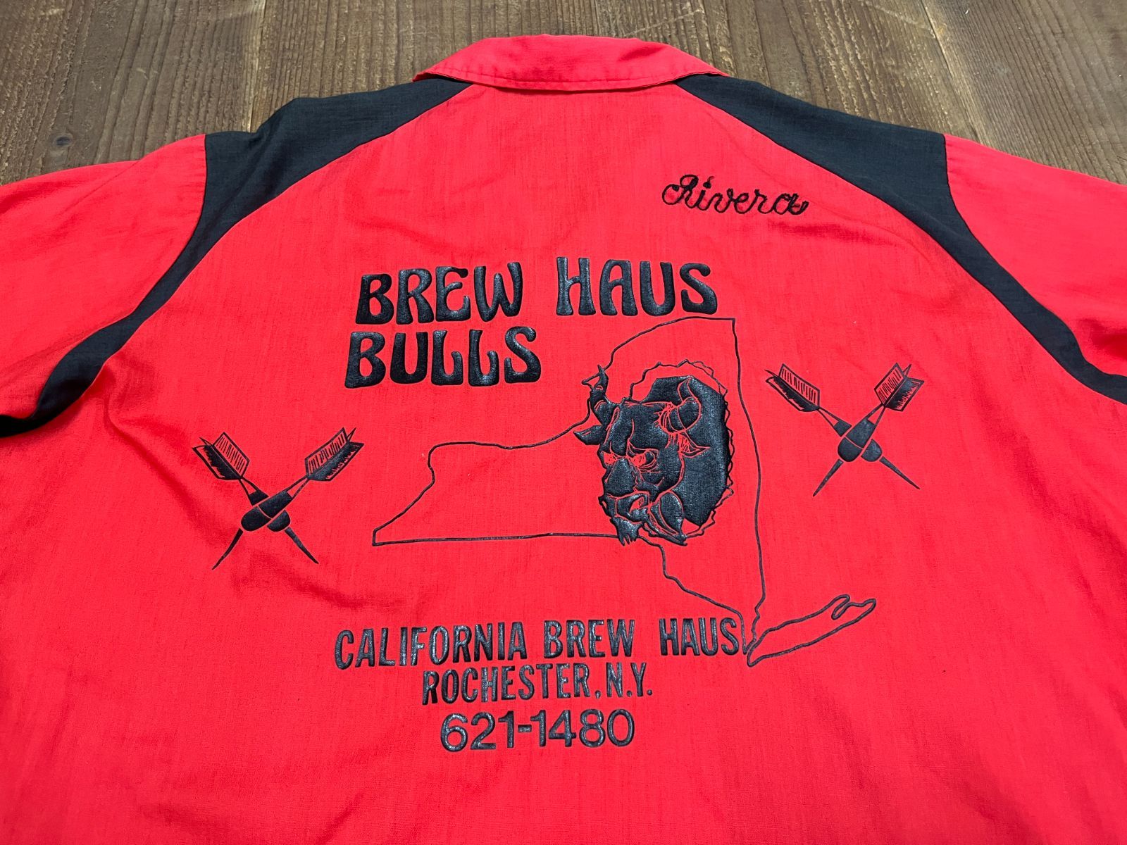 “California Brew Haus” ダーツチームシャツ チェーン刺繍 “California Brew Haus” ダーツチームシャツ チェーン刺繍