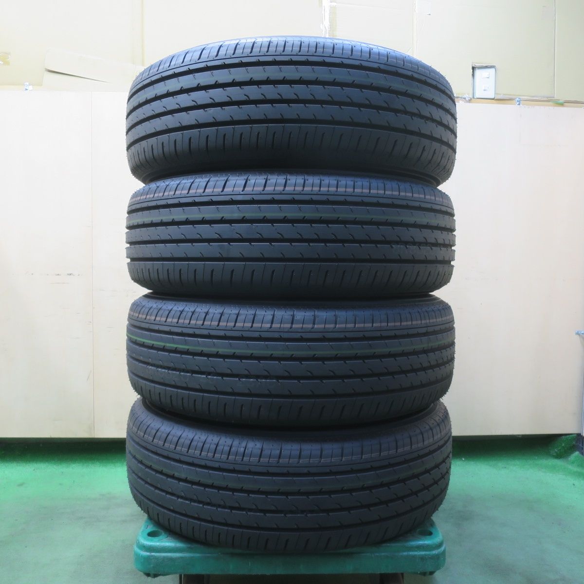 新車外し！26年☆トヨタ 40系 アルファード Zグレード 純正 225/60R18