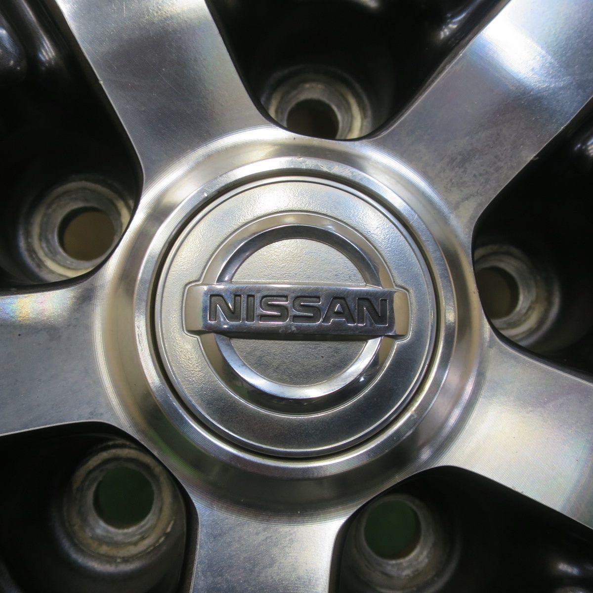 バリ溝！22年！8.5分☆日産 C26 セレナ 純正 195/60R16 グッドイヤー