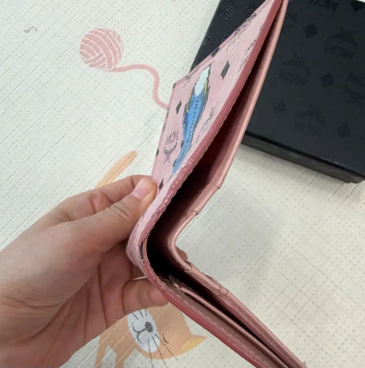 MCM うさぎ 中財布 ピンク