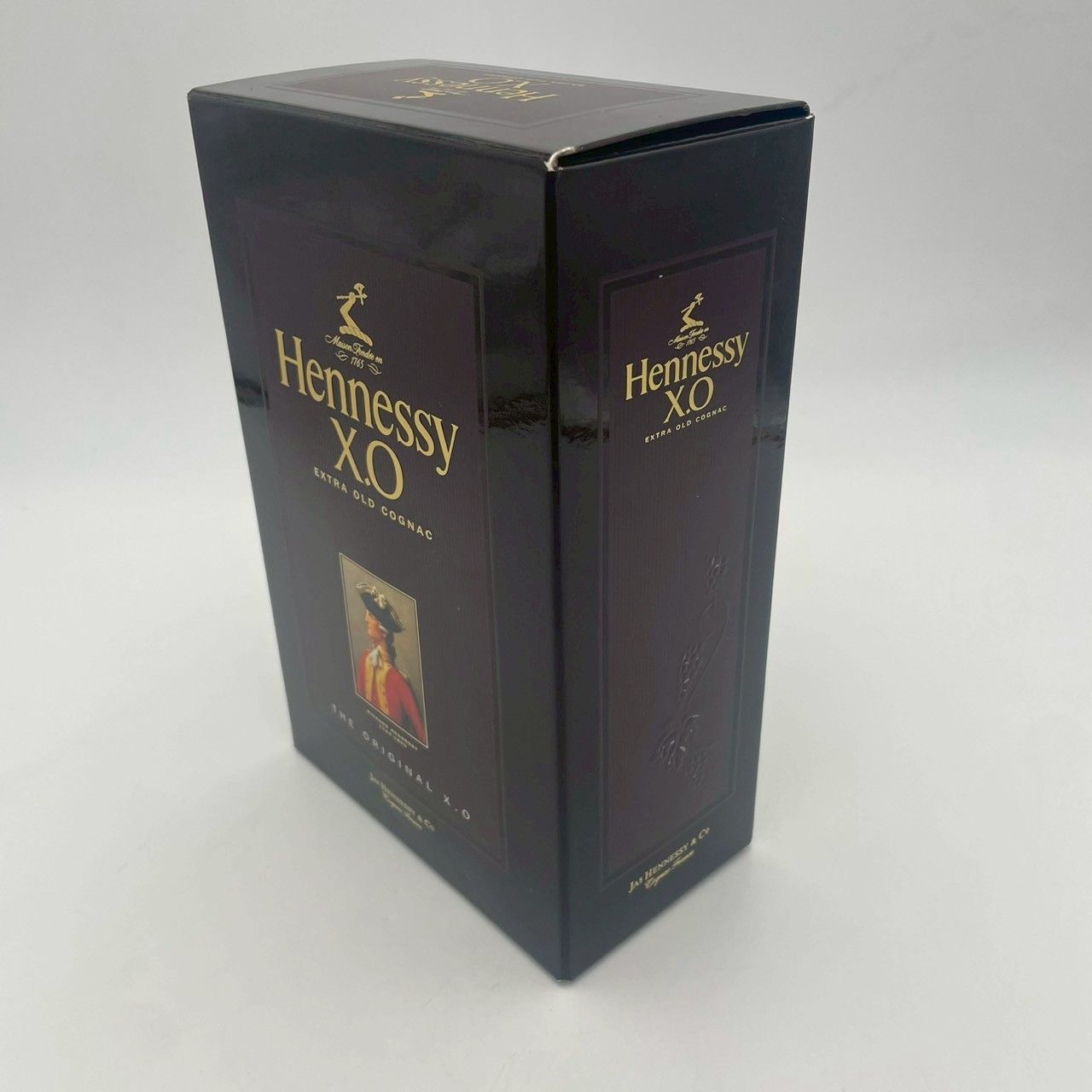 ヘネシー X.O 黒キャップ 700ml 古酒 紙箱付 - メルカリ