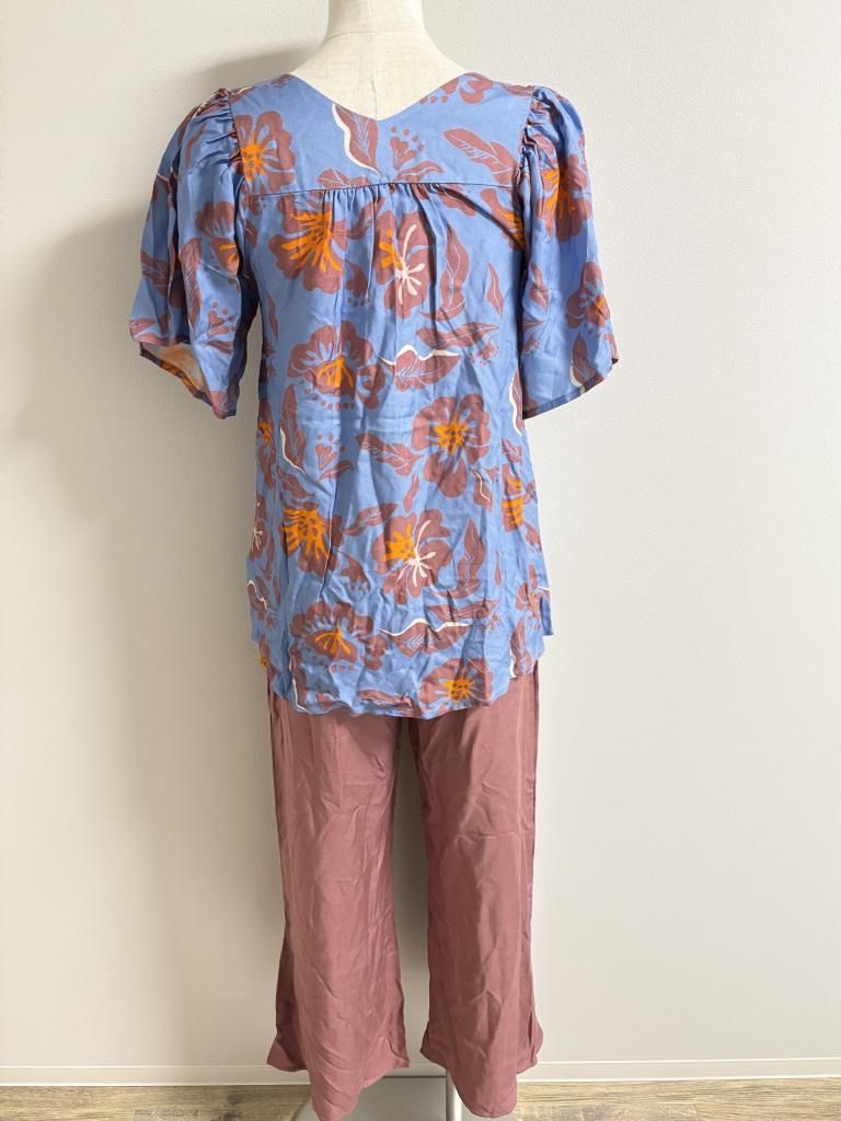 ☆【新品】HANRO ハンロ ルームウェア パジャマ 2023年製 定価26,400円