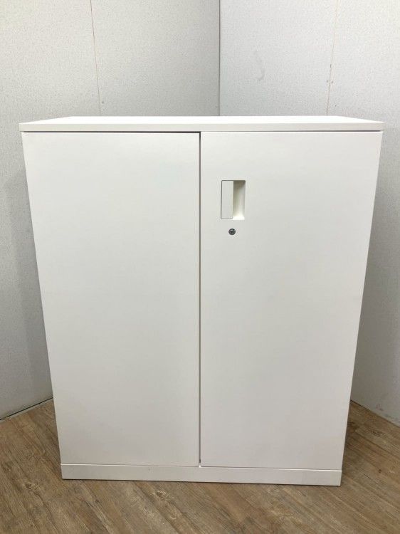【中古品】イトーキ エスキャビネットシリーズ 天板付両開き書庫 H1-M109HSS-WT ホワイト