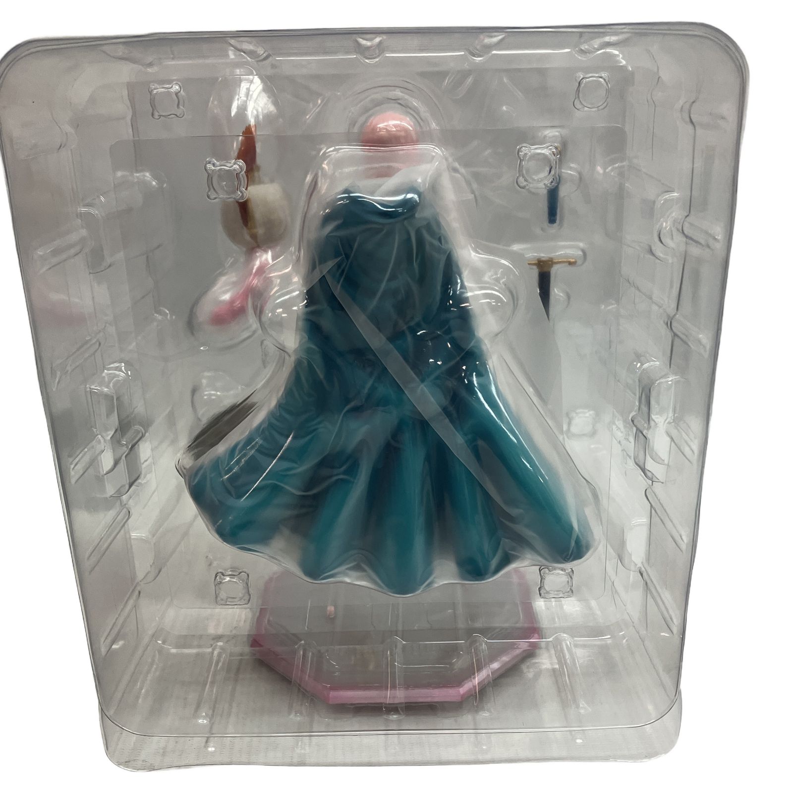 メガハウス Portrait.Of.Pirates ワンピース 剣闘士レベッカ 限定復刻版 エクセレントモデル フィギュア 中古 C11248382 メガハウス Portrait.Of.Pirates ワンピース 剣闘士レベッカ 限定復刻版 エクセレントモデル フィギュア 中古 C11248382
