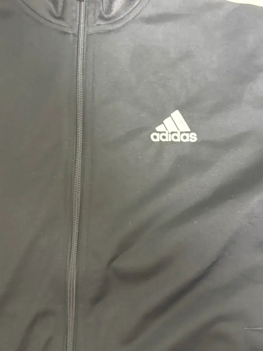アディダス ジャージ 7,150円
