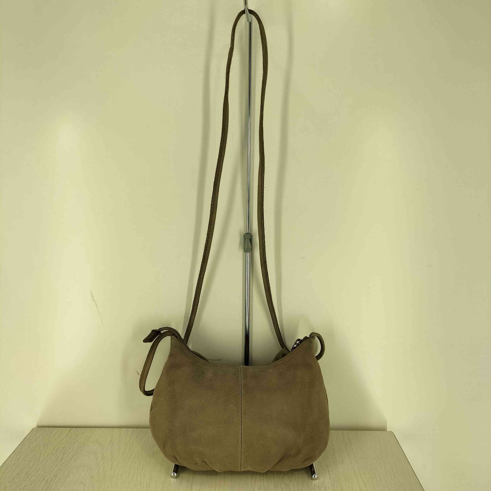 ビームス BEAMS TRES CHOUETTE レザー スタッズ リボン ショルダー 