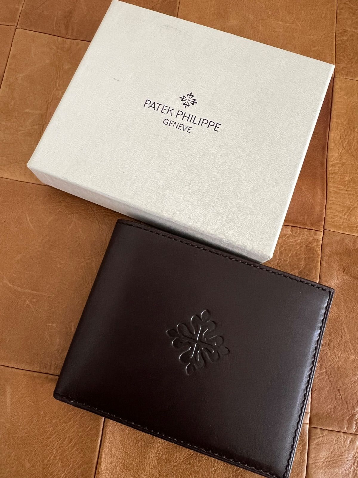 未使用！デッドストック品☆パテックフィリップ☆ノベルティ☆二つ折り財布☆ 20,805円