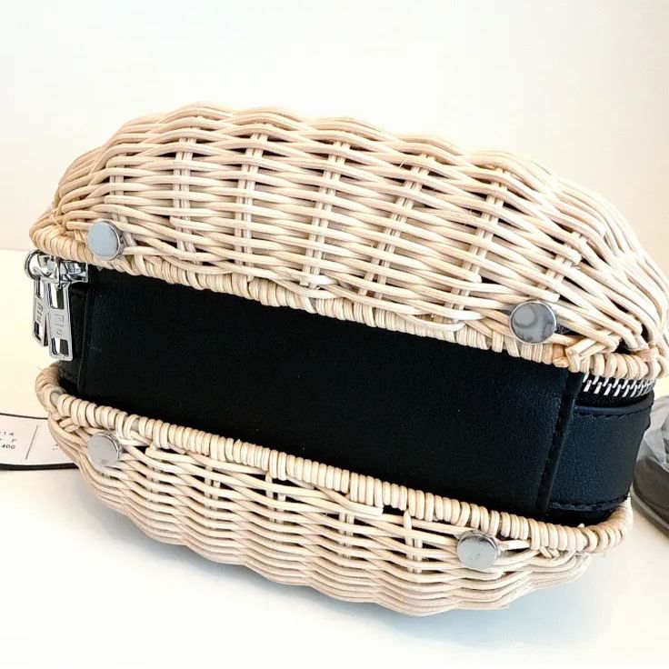 riu かごバッグ 新品未使用品 Riu Oval basket bag Riu かごバッグ オーバルバスケット