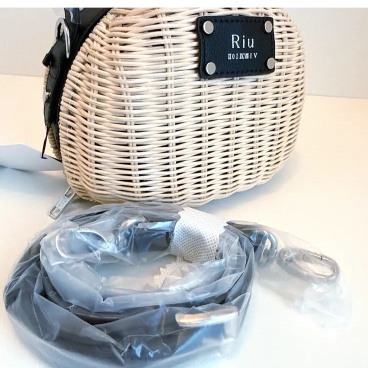 riu かごバッグ 新品未使用品 Riu Oval basket bag Riu かごバッグ オーバルバスケット