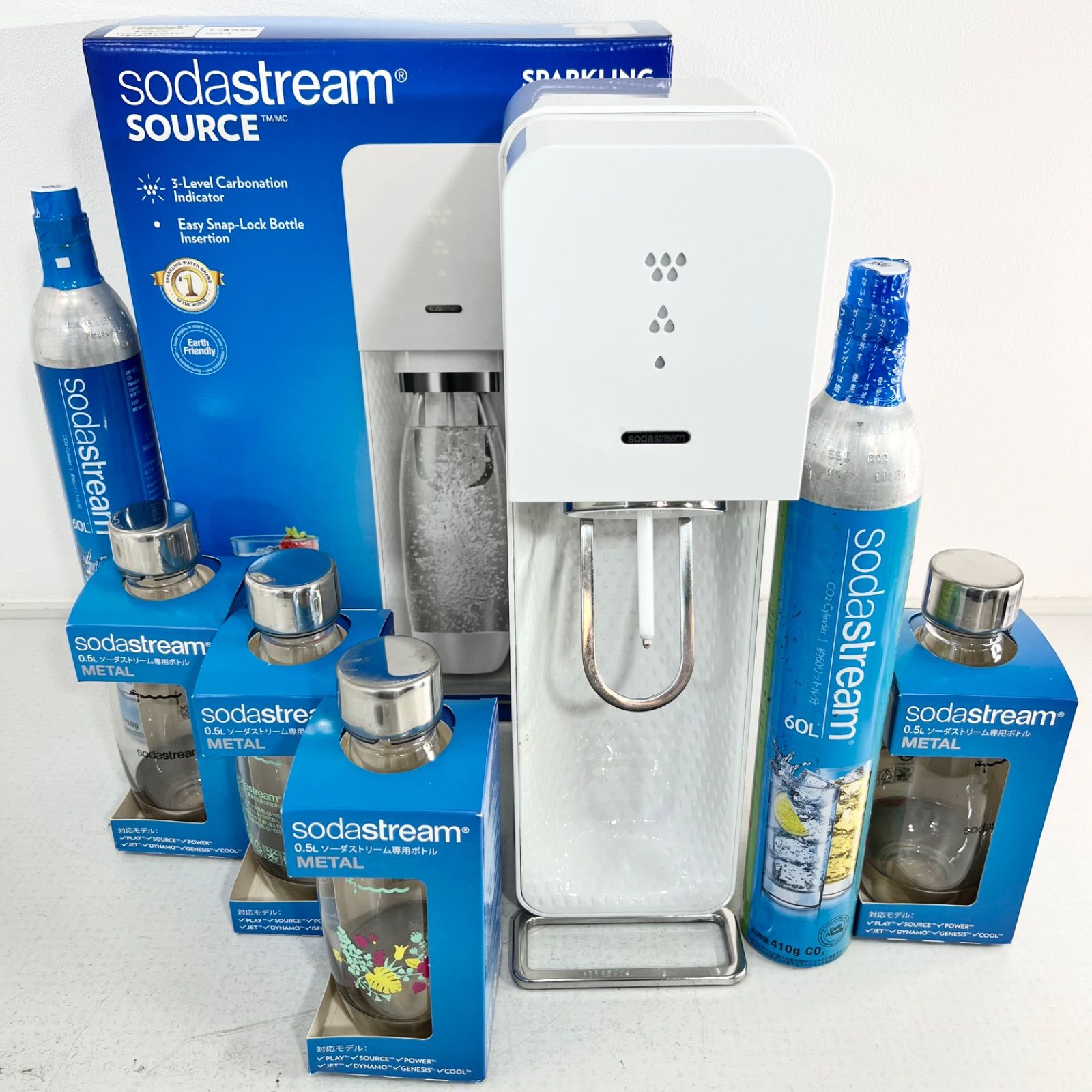 【美品】SODASTREAM ソーダストリーム Source スターターキット 炭酸水メーカー シリンダー付き ボトル5本