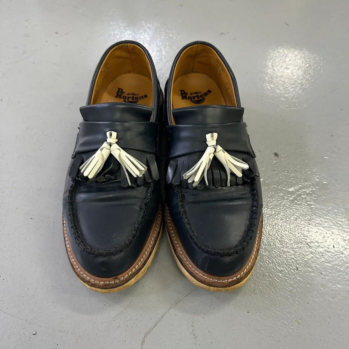9 US M DR. MARTENS ドクターマーチン バレット タッセル ローファー 0512D