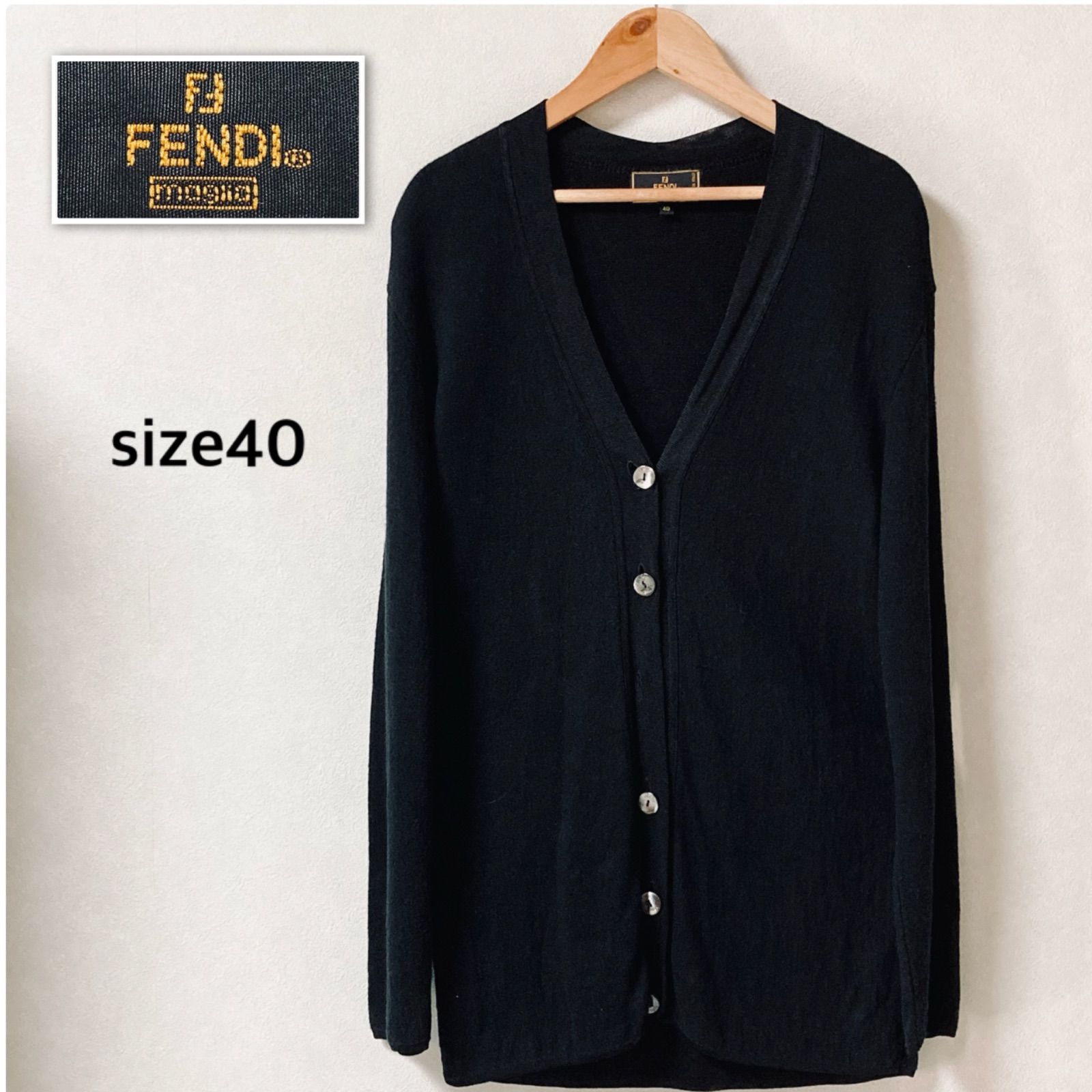 FENDI フェンディ　FFロゴカーディガン FENDI フェンディ 背面FFビッグロゴ カーディガン size40(M〜L