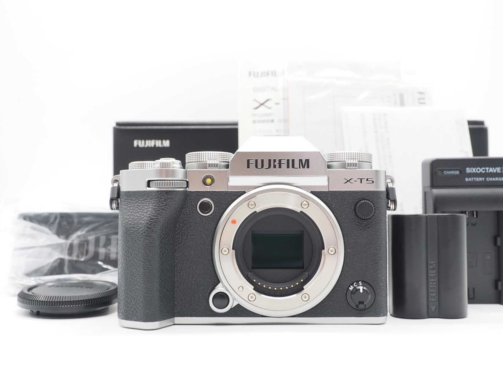 富士フィルム Fujifilm Fuji X-T5 40.2 MP Digital Camera Silver 元箱 [美品] #Z6099A