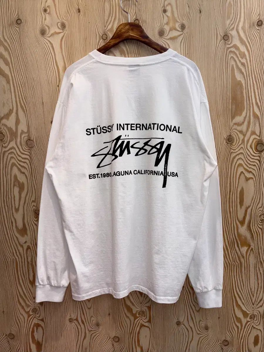 新品 STUSSY ステューシー スムース インターナショナル ロングスリーブ