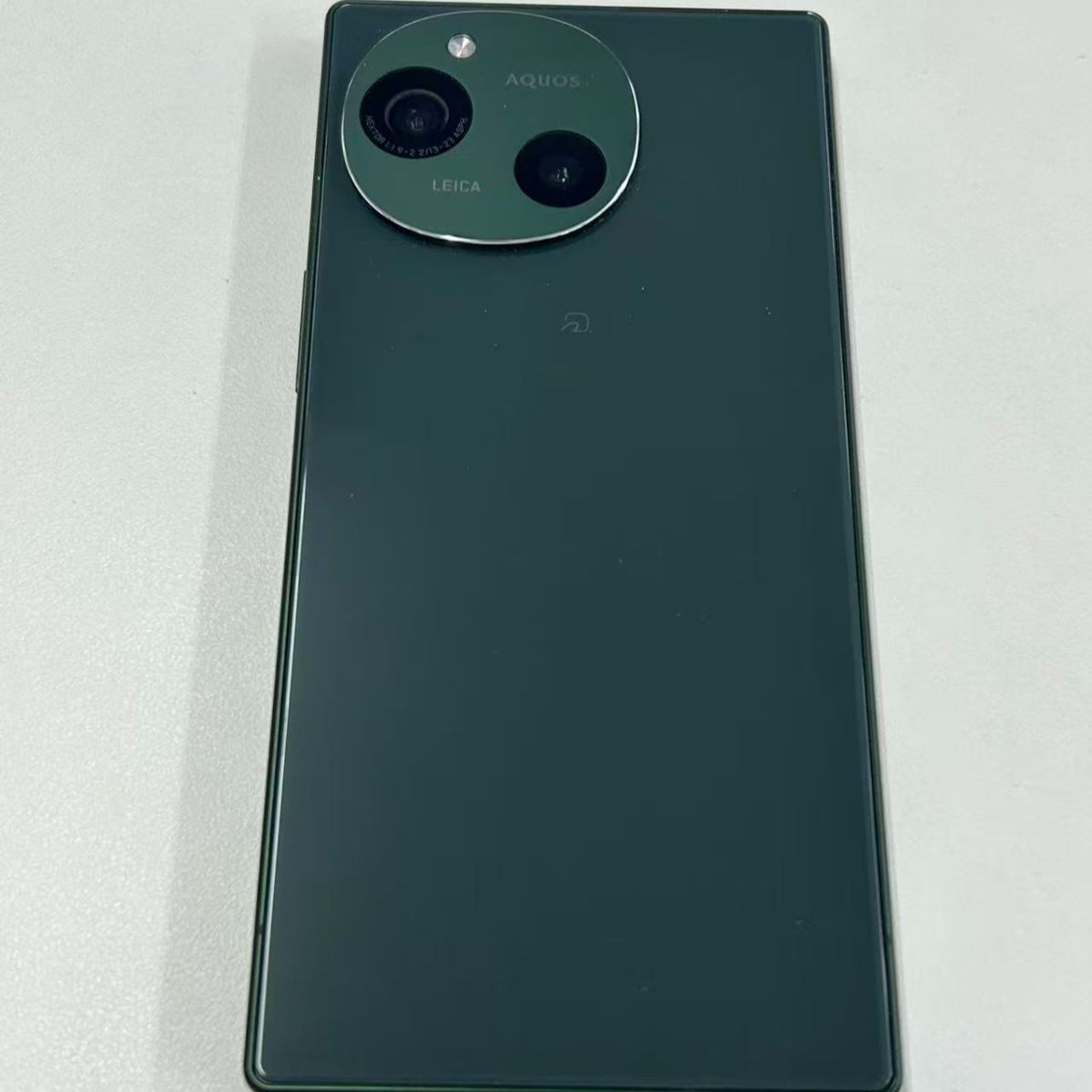 ジャンク】AQUOS R9 グリーン 起動不可 - メルカリ