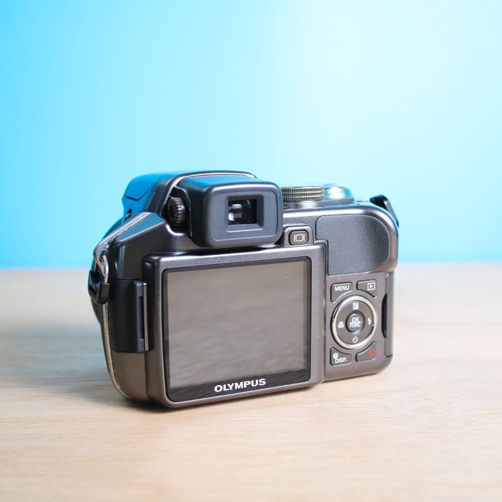 完動品❁美品 OLYMPUS SP-550UZ オリンパス 単3電池式 高倍率ズーム