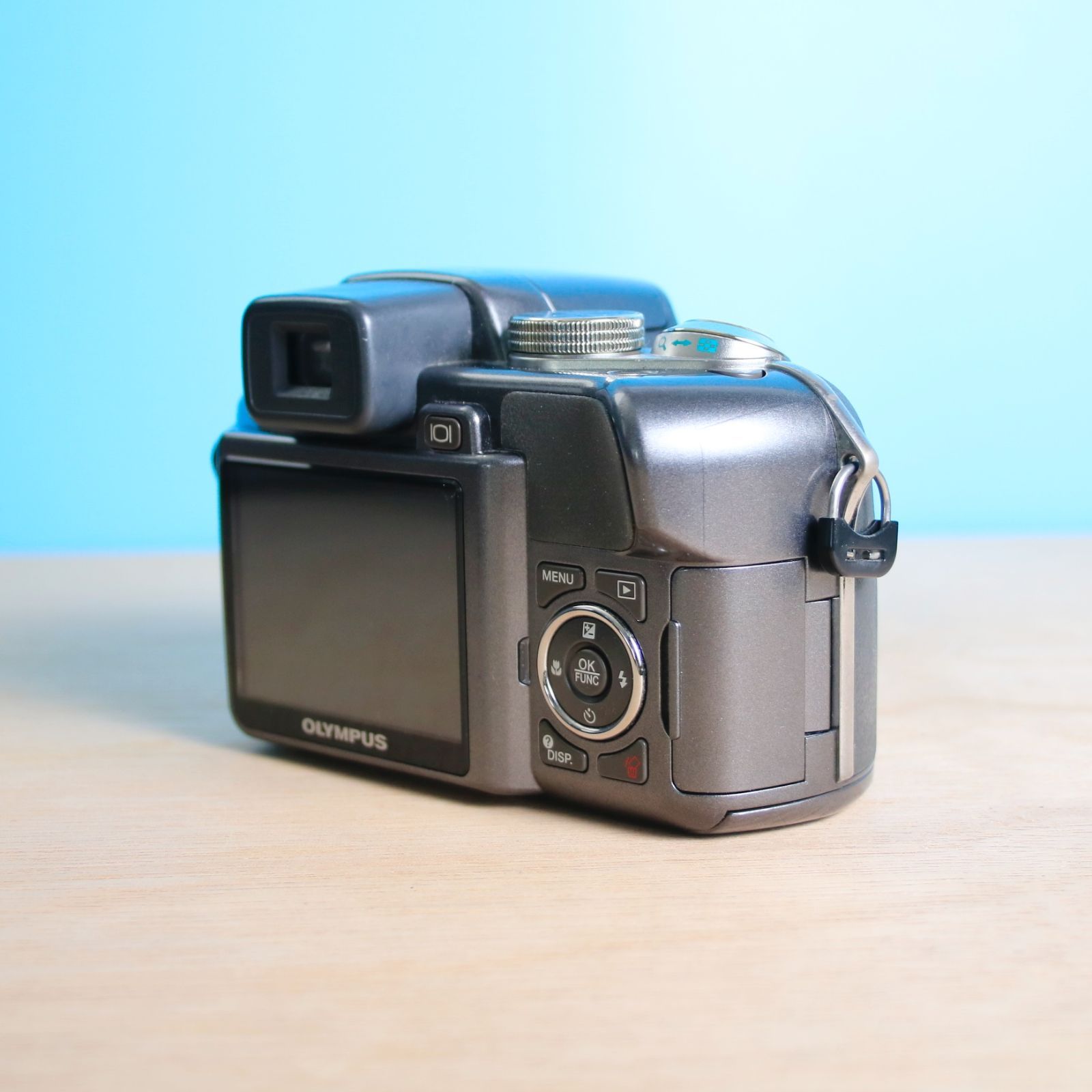 完動品❁美品 OLYMPUS SP-550UZ オリンパス 単3電池式 高倍率ズーム