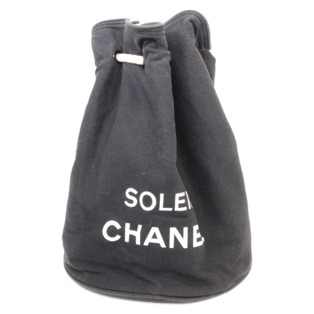 ★【CHANEL】シャネル SOLEIL ノベルティバッグ 黒 キャンバス 非売品 巾着 ドローコード 軽量 シンプル 普段使い