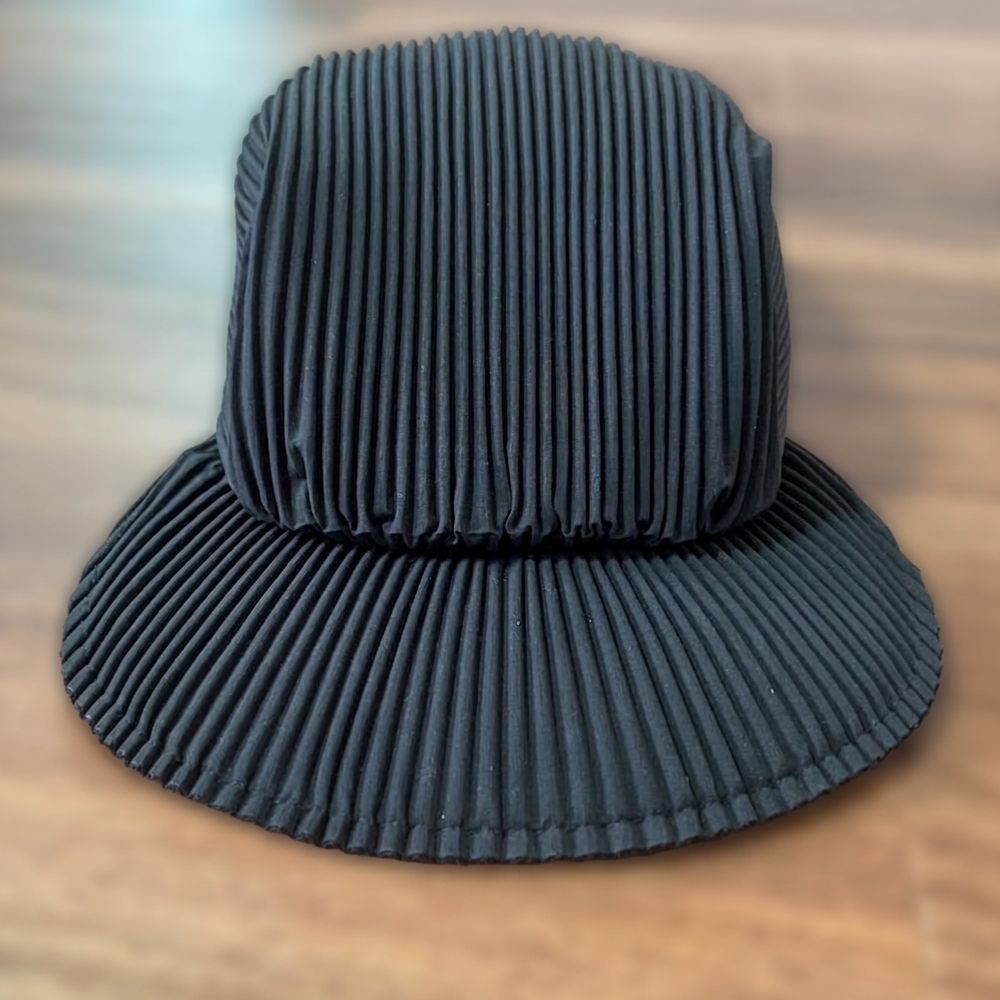 PLEATS PLEASE ISSEY MIYAKE プリーツ キャップ ブラック PLEATS