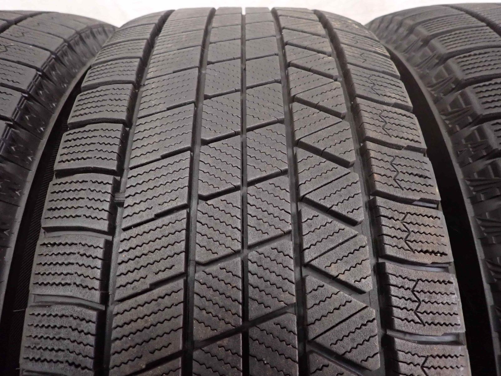 冬4本SET 会社宛送料無料 225/55R17 97Q ブリヂストン ブリザック VRX3 
