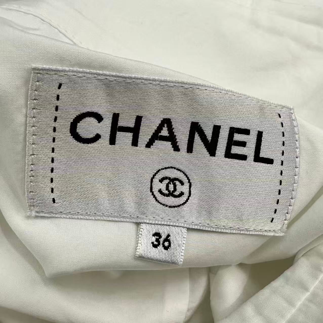新品同様 CHANEL シャネル トップス ピンタック フロント ノースリーブ 