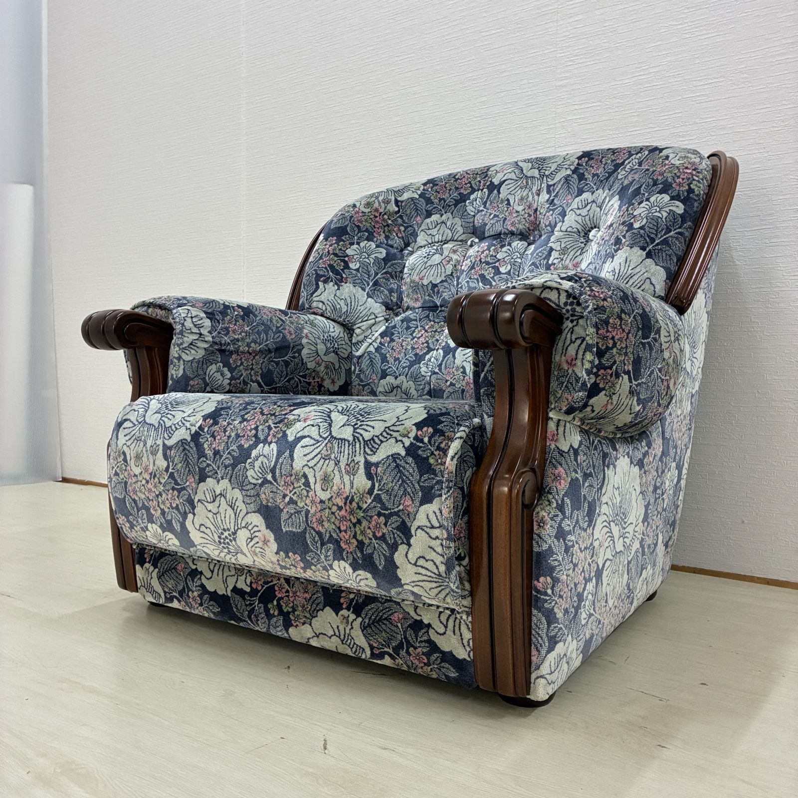 ①カリモク 金華山 1人掛けソファ アームチェア 昭和レトロ ヴィンテージ古家具 カリモク】金華山織 1人掛けソファ シングルソファ アームソファ