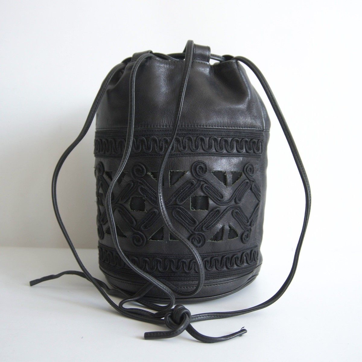 美品】Jean Paul GAULTIER 【レザー 巾着 ポーチ バッグ】 ジャン 
