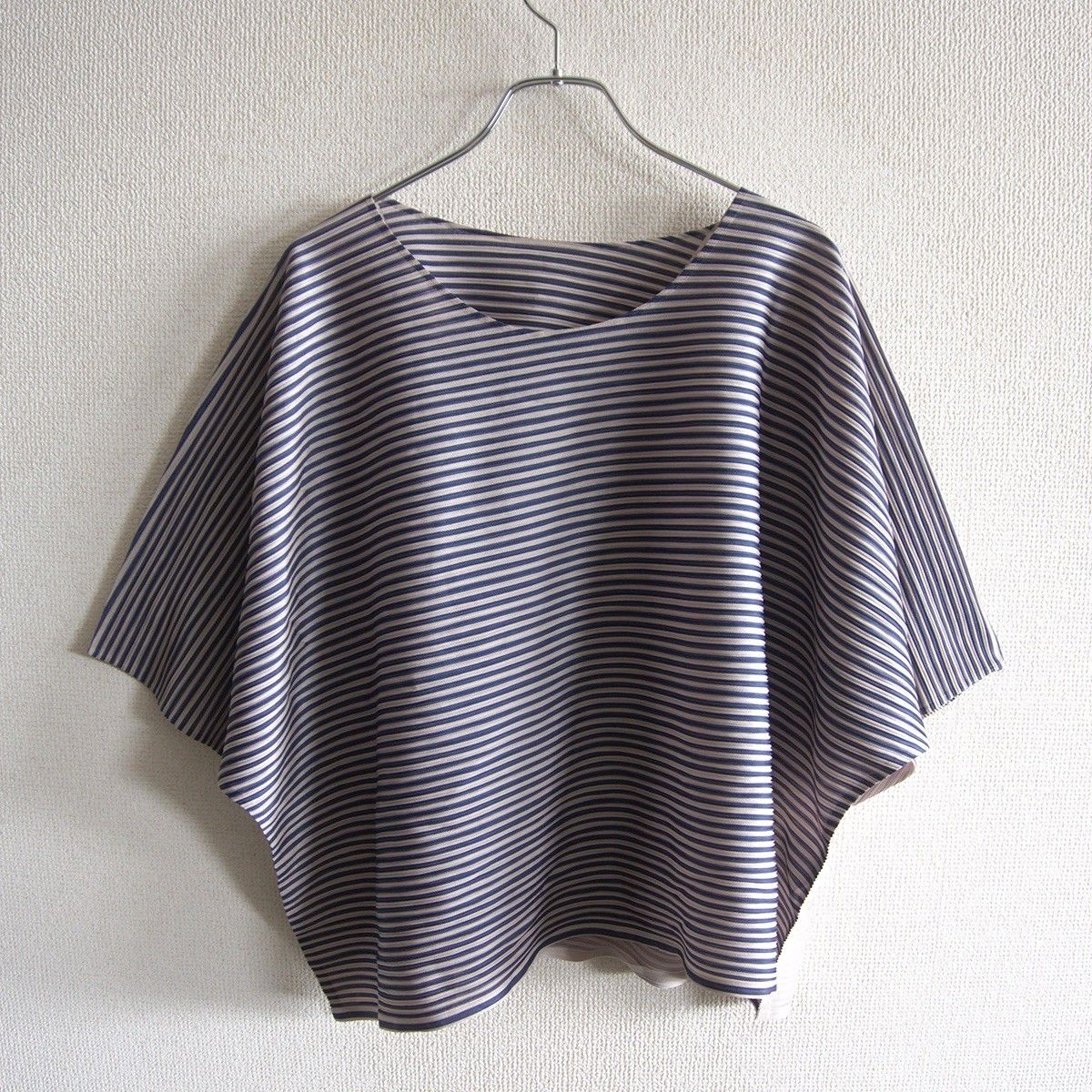 美品】 PLEATS PLEASE【横プリーツ ブラウス カットソー】 プリーツ 