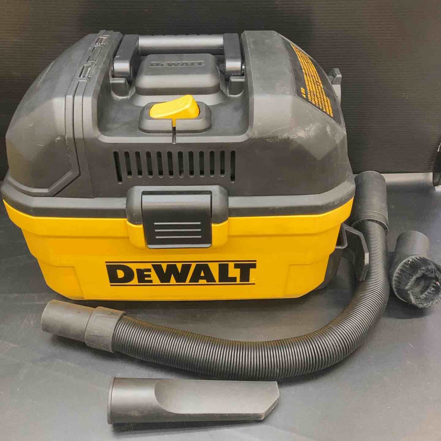 ▽デウォルト(DEWALT) DXV15TJ 業務用掃除機 乾湿両用 集じん機