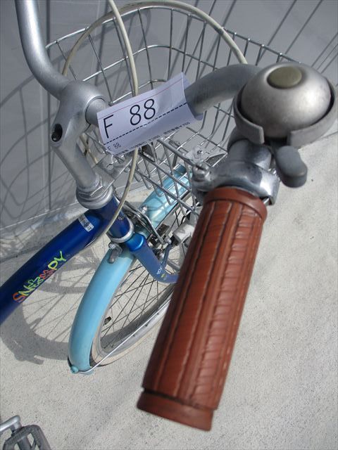 F88☆整備済み☆完成車発送☆中古子ども自転車【ブルー 22インチ