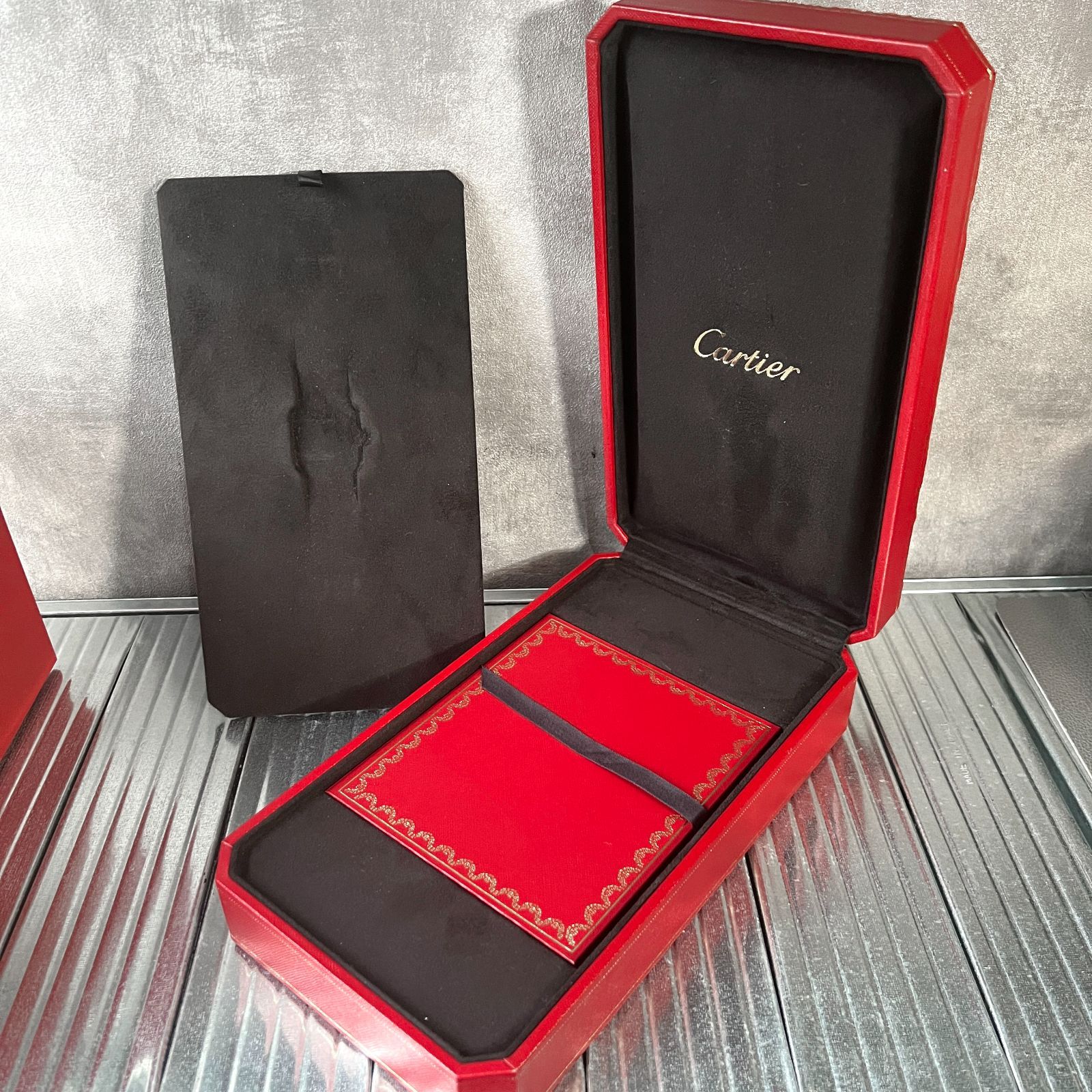 Cartier カルティエ 時計 ケース 空箱 BOX 外箱付 腕時計用 取扱説明書