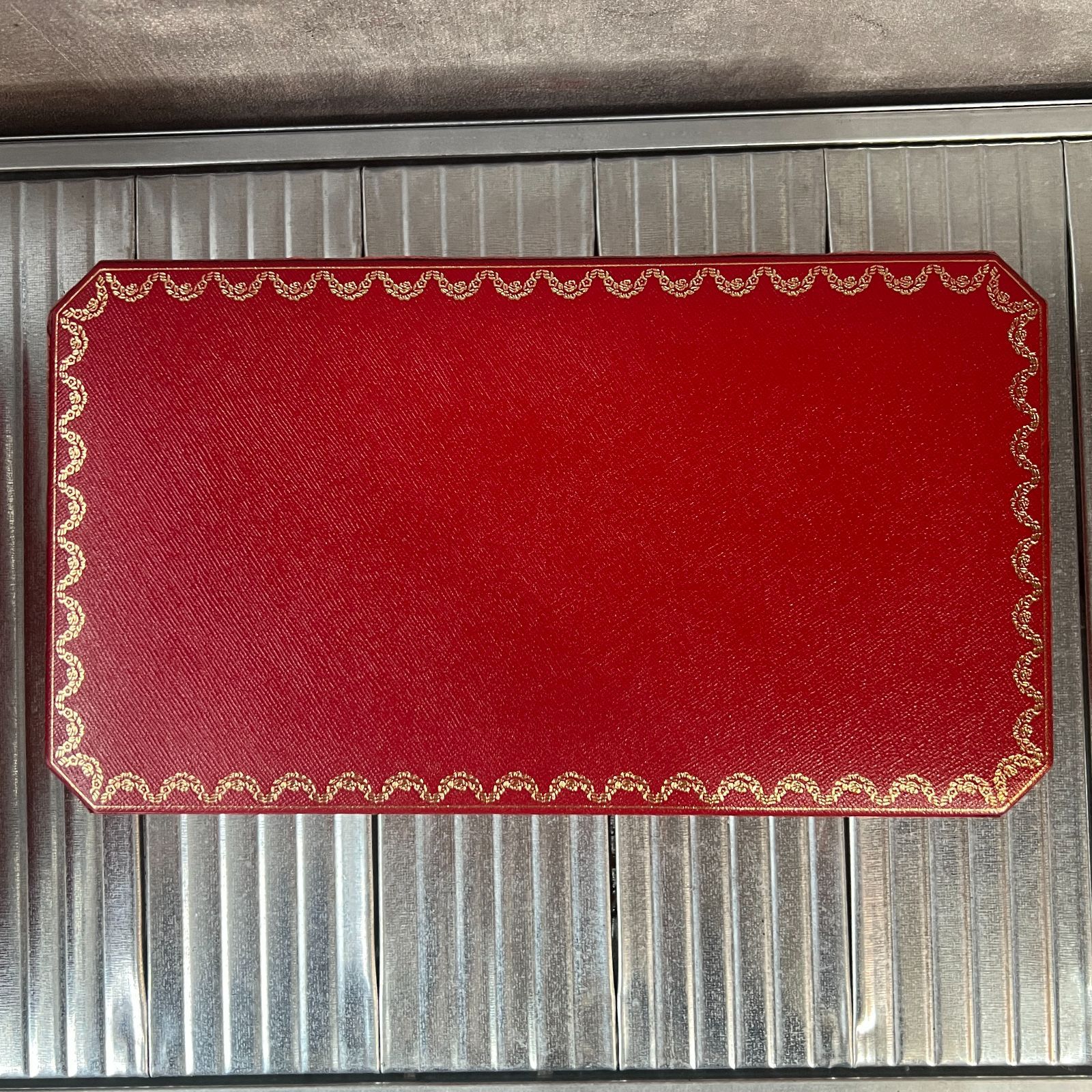 Cartier カルティエ 時計 ケース 空箱 BOX 外箱付 腕時計用 取扱説明書