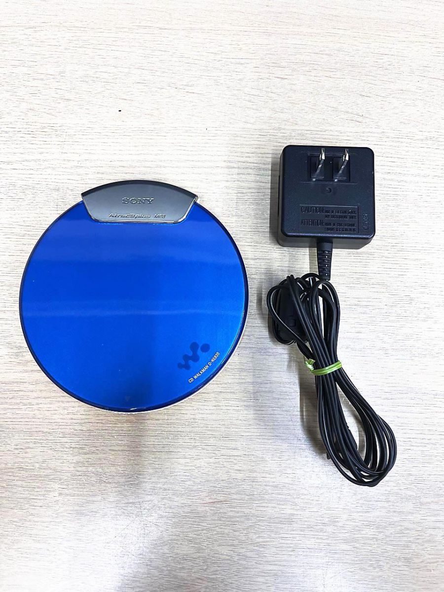 【現状品】 SONY ソニー ポータブルCDプレーヤー WALKMAN ウォークマン D-NE820