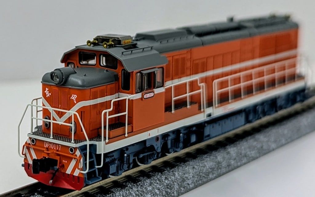 CHANGMING 1/160 ＮScale DIESEL LOCOMOTIVES Nゲージ DF7型内燃机車 燕山石化