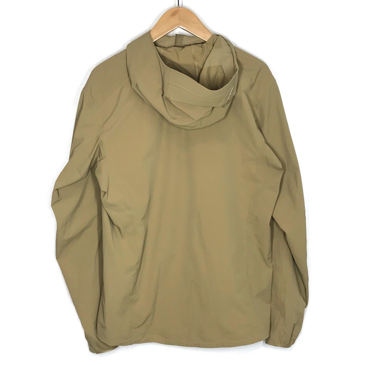 【倉吉店】 中古 ARC'TERYX | アークテリクス マウンテンパーカー Gamma Lightweight Hoody ガンマ ライトウエイト フーディー X000009196 ベージュ サイズ：S 【92】 倉吉店】 中古 ARC'TERYX | アークテリクス マウンテンパーカー Gamma