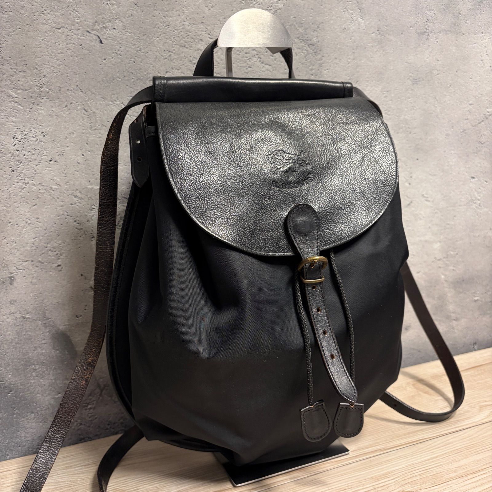 ✨Blue box3-958 IL BISONTE イルビゾンテ ブラック レザー リュック 