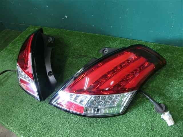 ☆スイフト ZC32S LEDテールランプ左右セット☆ - メルカリ
