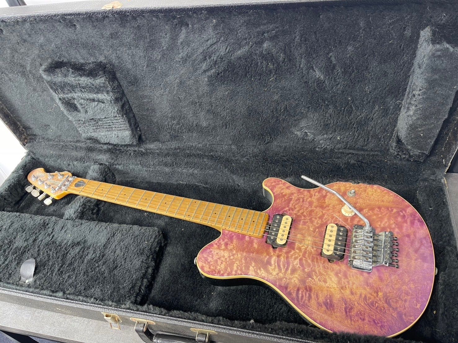 【埼玉発】ミュージックマン MUSICMAN エレキギター AXIS USA