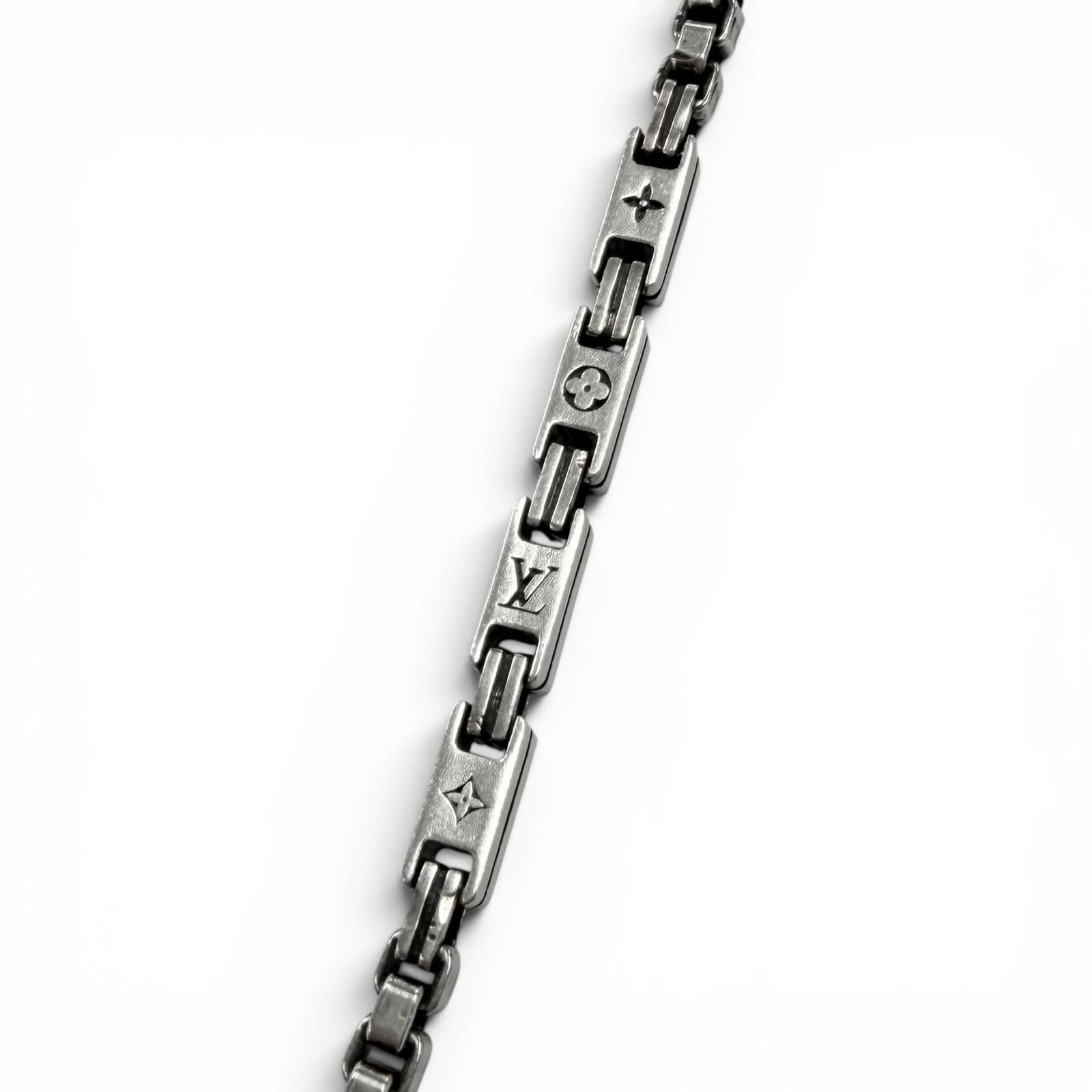 美品□LOUIS VUITTON ルイヴィトン 2024年製 M02027 チェーン