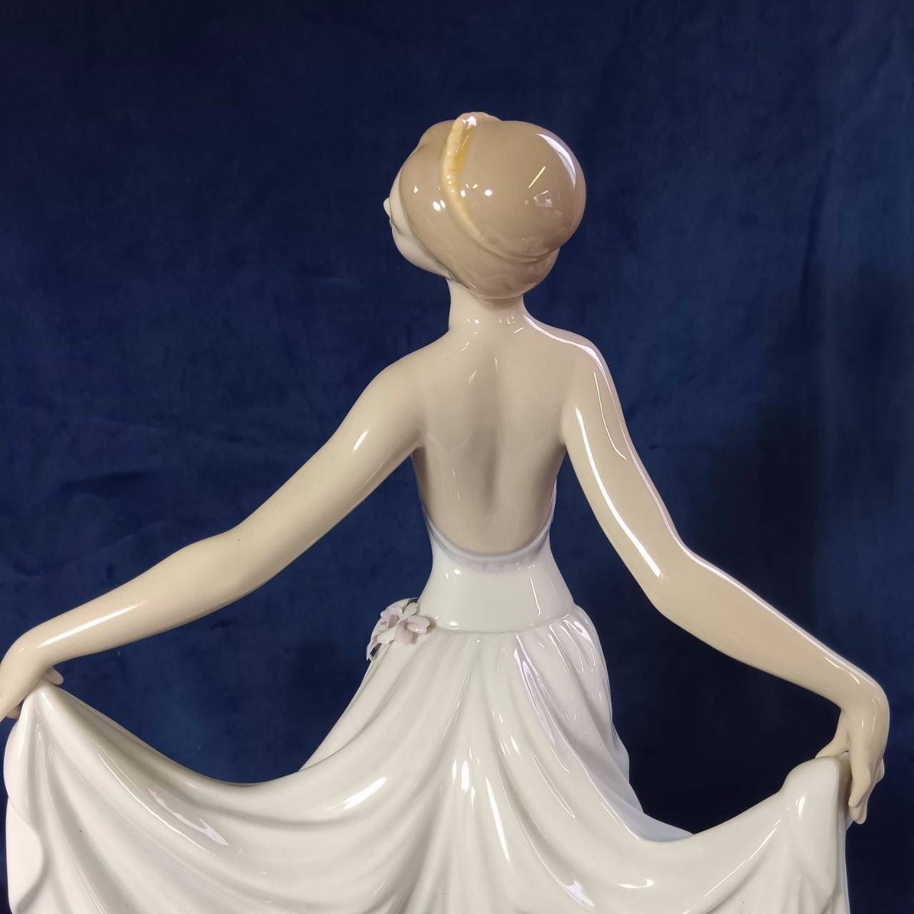 リヤドロ lladro 踊る少女 スペシャルバージョン 美品・箱無し 260423