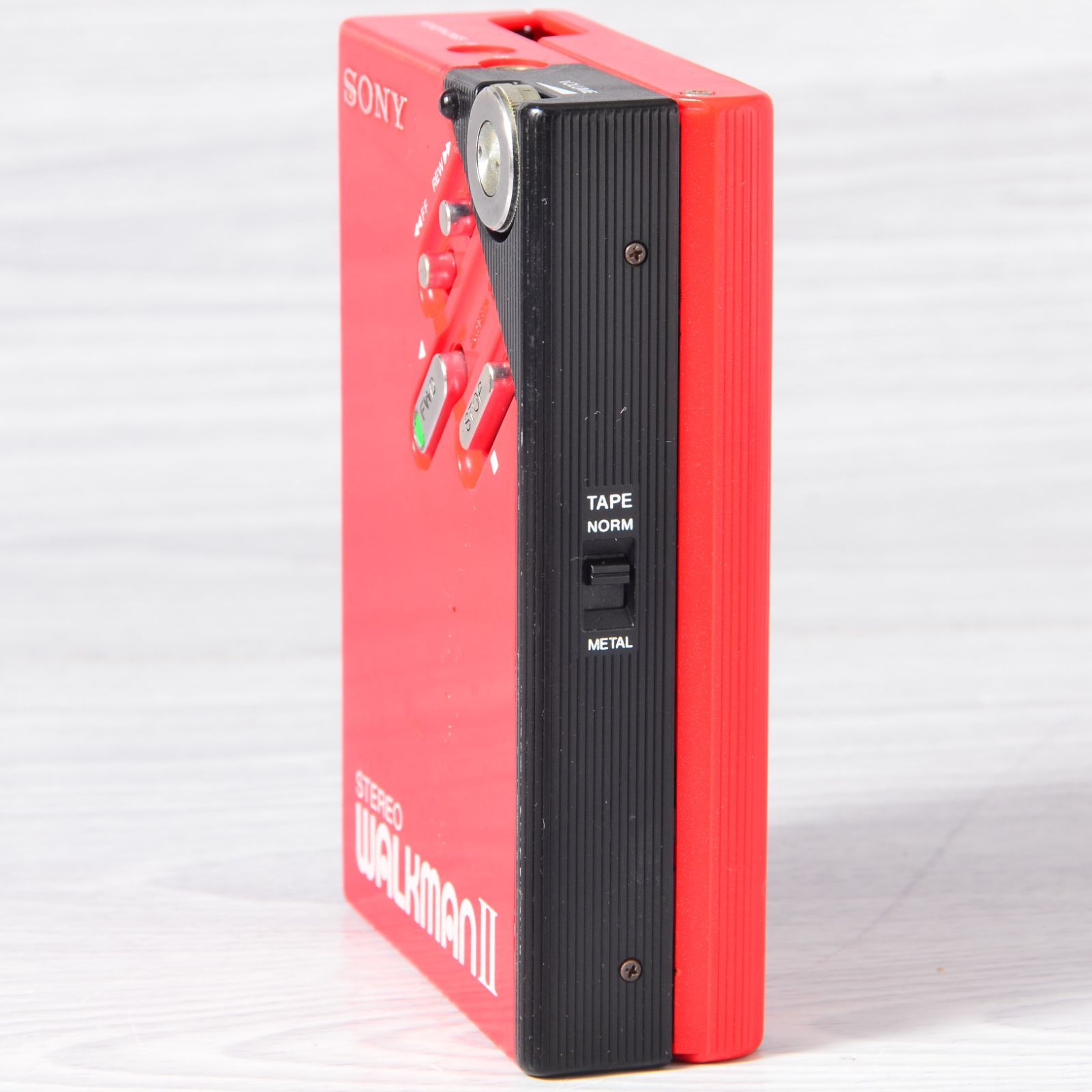 SONY WALKMAN WM-2 カセットウォークマン レッド 整備済 TY438 - メルカリ