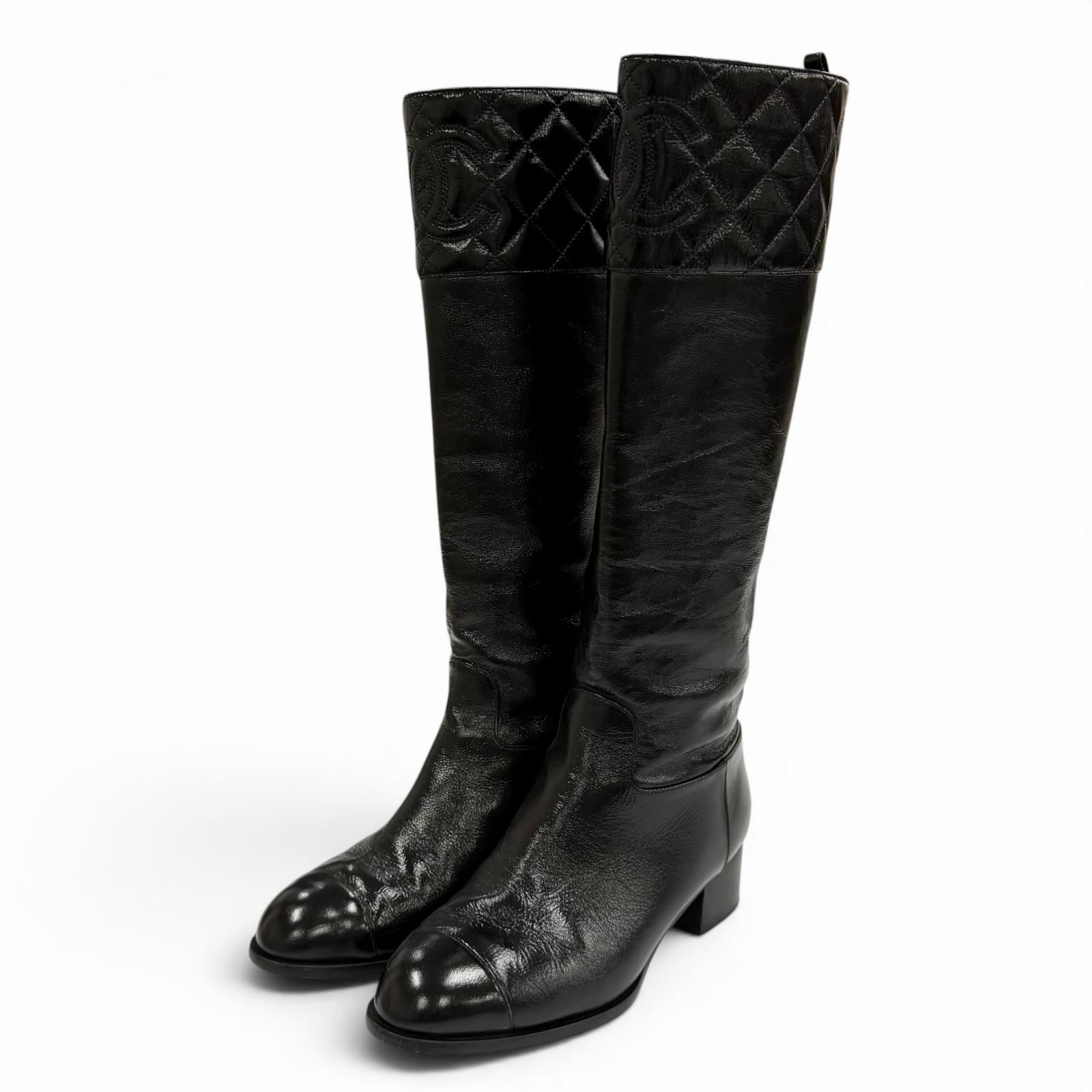 美品★CHANEL シャネル 23B G45201 ココマーク マトラッセ チャンキーヒール レザー ロングブーツ ブラック 37.5 イタリア製 レディース 保存袋付き